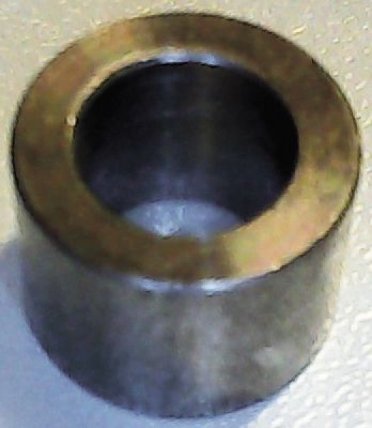 Втулка дистанционная