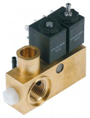 Блок клапана электромагнитного 2 катушки 24В выход 21мм резьба 1/2" вход 1/2" 24 В перем. тока