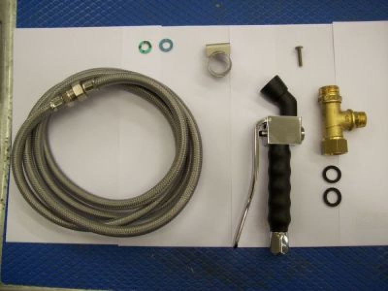 Handbrause ½" mit Schlauch 2.5m und Verbindungen a<