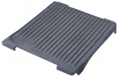 Решётка на ножках Д 333мм Ш 317мм В 50мм чугун