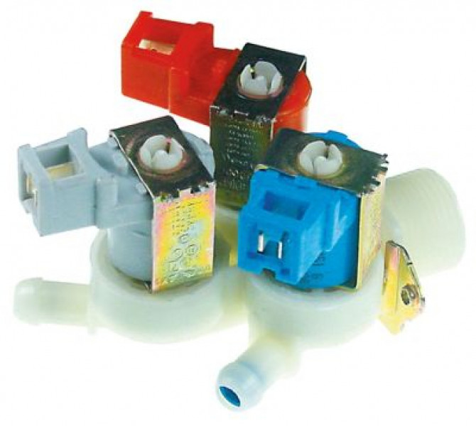 Клапан электромагнитный тройн. прямой пластмасса темп. макс. 90°C вход 3/4" 230 В перем. тока