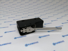 Микровключатель приводится в действие при помощи рычага 250В 16А