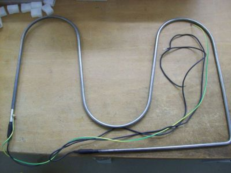 Элемент нагревательный  300Вт 230В Д 600мм труба ø  85мм длина провода 100мм Ш 400мм