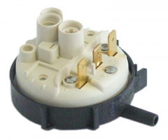 Прессостат диапазон давлений 155/40мбар присоединение 6 мм ø 58мм