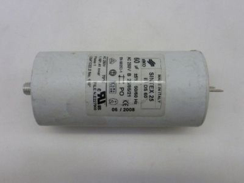 Конденсатор  60мкФ