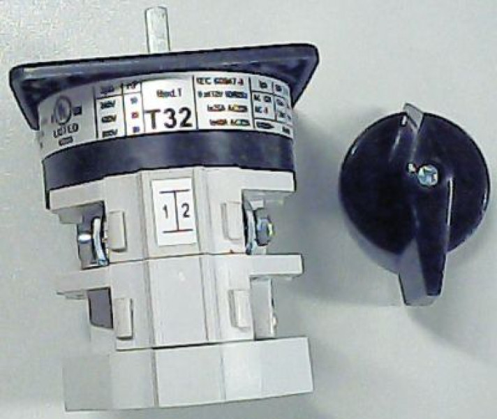 Включатель 25А