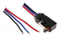 Микровключатель приводится в действие при помощи рычага-ролика