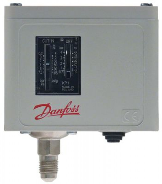 Прессостат присоединение 7/16" UNF (1/4" SAE) вертикальный подвод давления ND