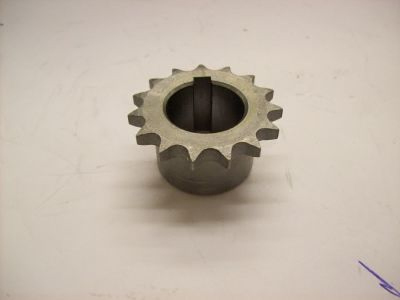 Звёздочка (малое зубчатое колесо) зубчики 15 гнездо для оси ø 25мм