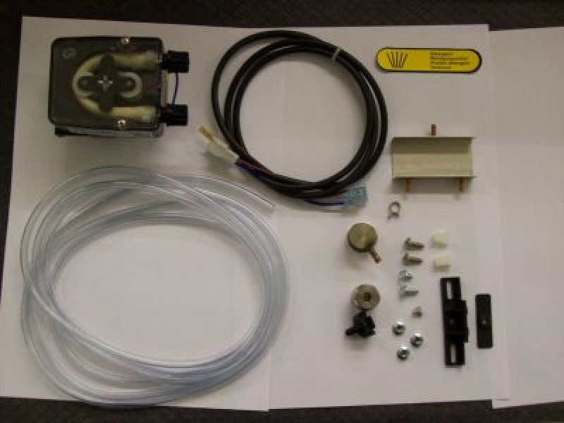 Nachrüstsatz Reinigerdosierpumpe