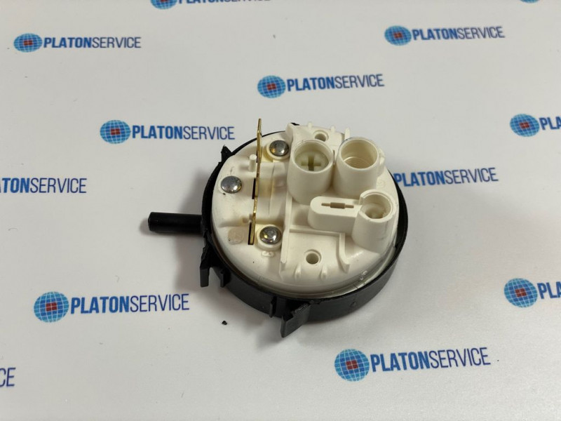 Прессостат диапазон давлений 46/26мбар присоединение 6 мм ø 58мм