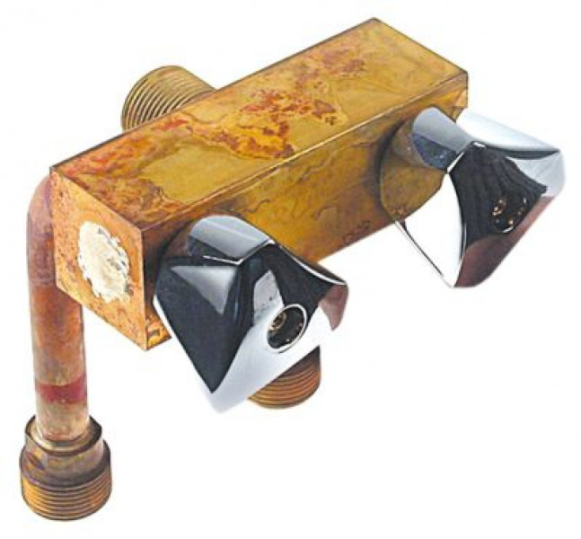 Кран-смеситель двухчастный арматура два отверстия присоединение 3/4"